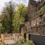 Graace House Schmalshuus Daire